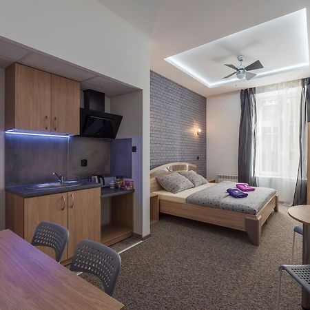 70S Hostel Krakow Ngoại thất bức ảnh