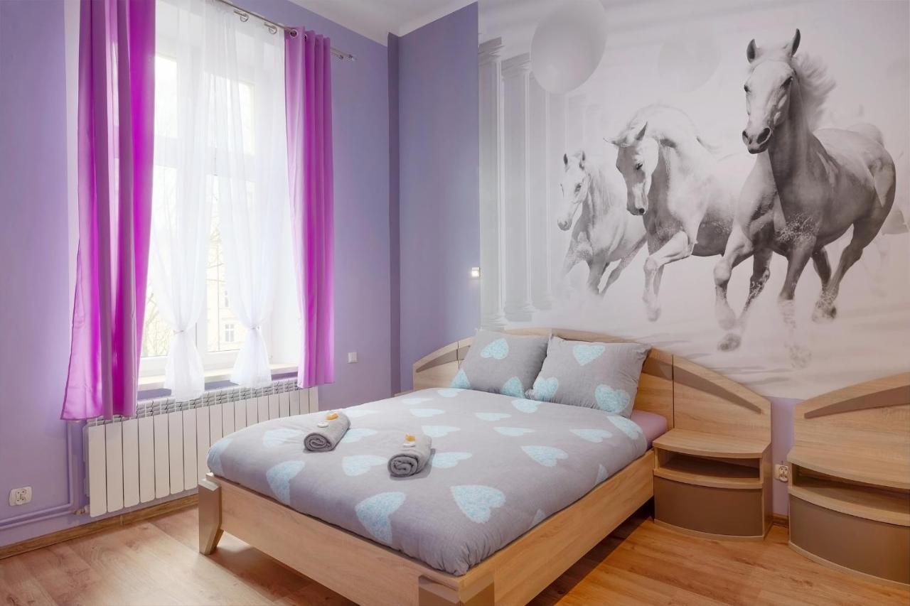 70S Hostel Krakow Ngoại thất bức ảnh