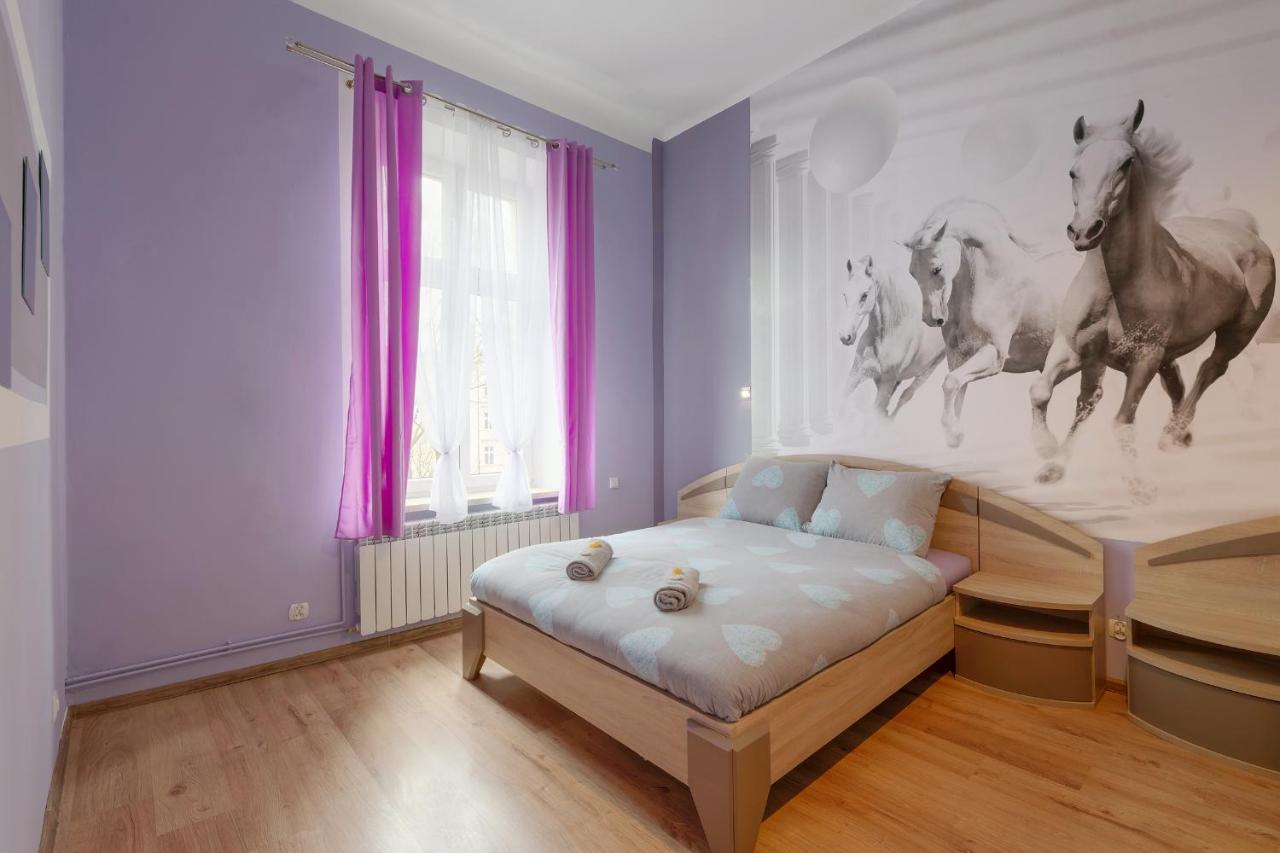 70S Hostel Krakow Ngoại thất bức ảnh