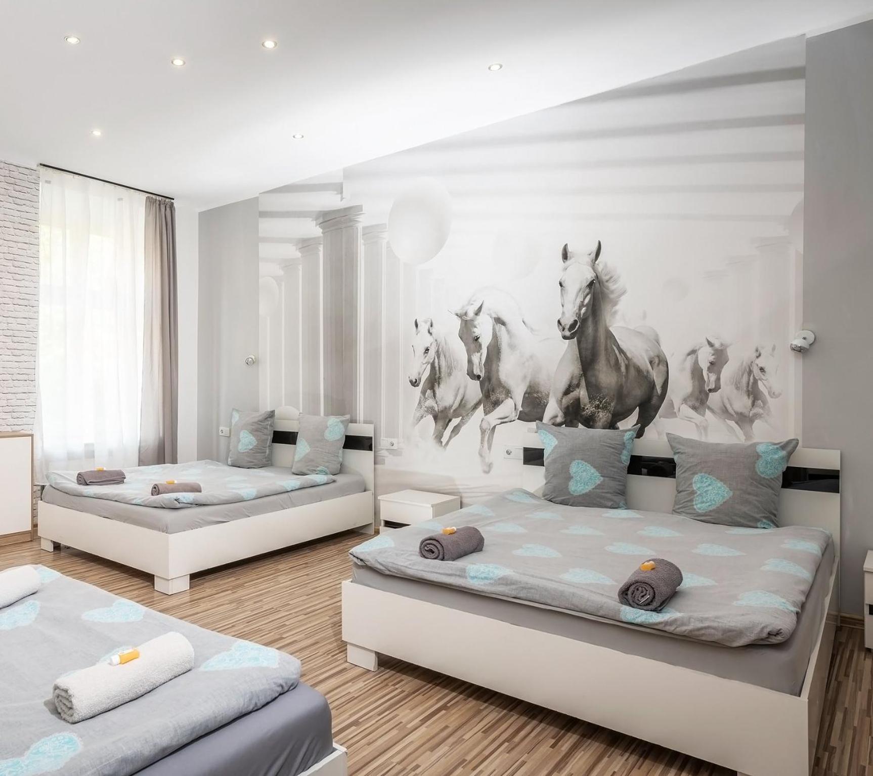 70S Hostel Krakow Ngoại thất bức ảnh