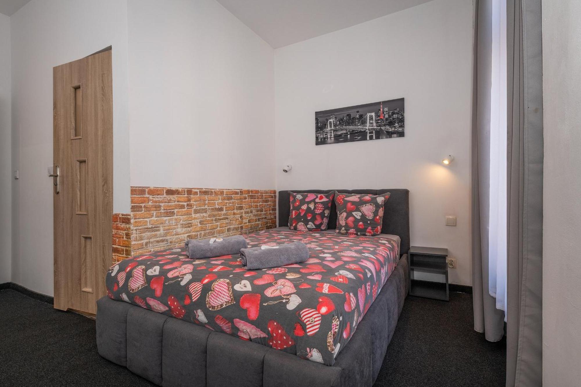 70S Hostel Krakow Ngoại thất bức ảnh